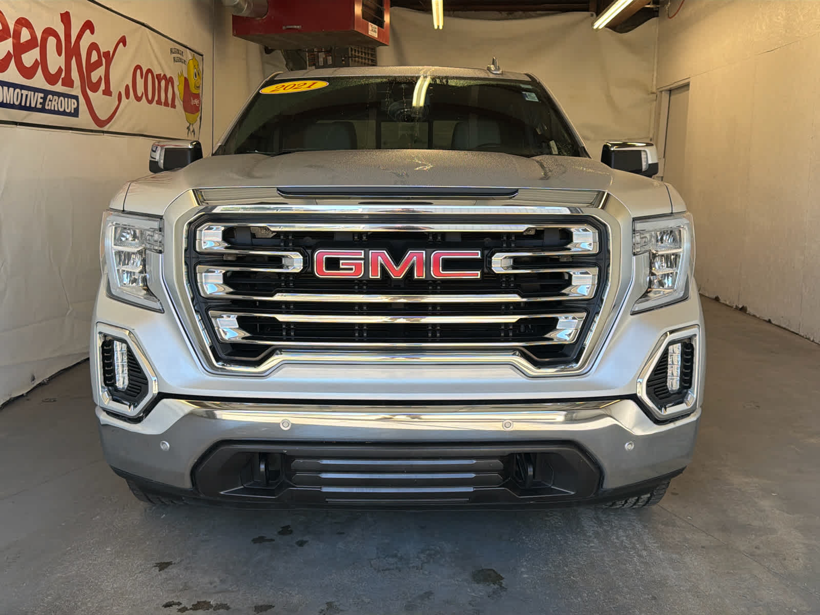 2021 Gmc Sierra 1500 SLT photo 3