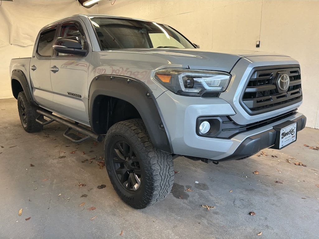 Used 2019 Toyota Tacoma SR5 V6 Truck Double Cab