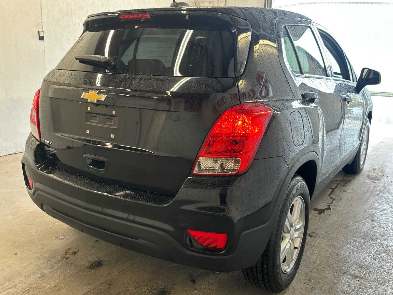 2020 Chevrolet Trax LS photo 2