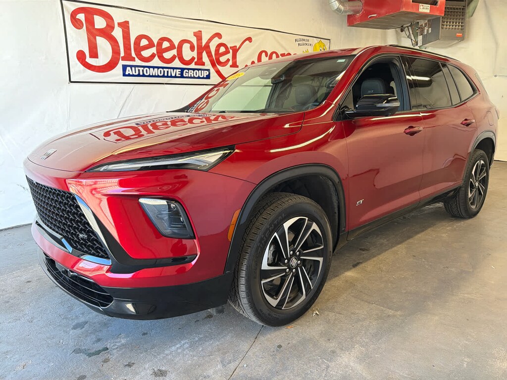 Used 2025 Buick Enclave Sport Touring SUV