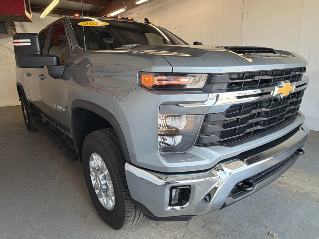 Used 2024 Chevrolet Silverado 2500 HD LT Truck Crew Cab
