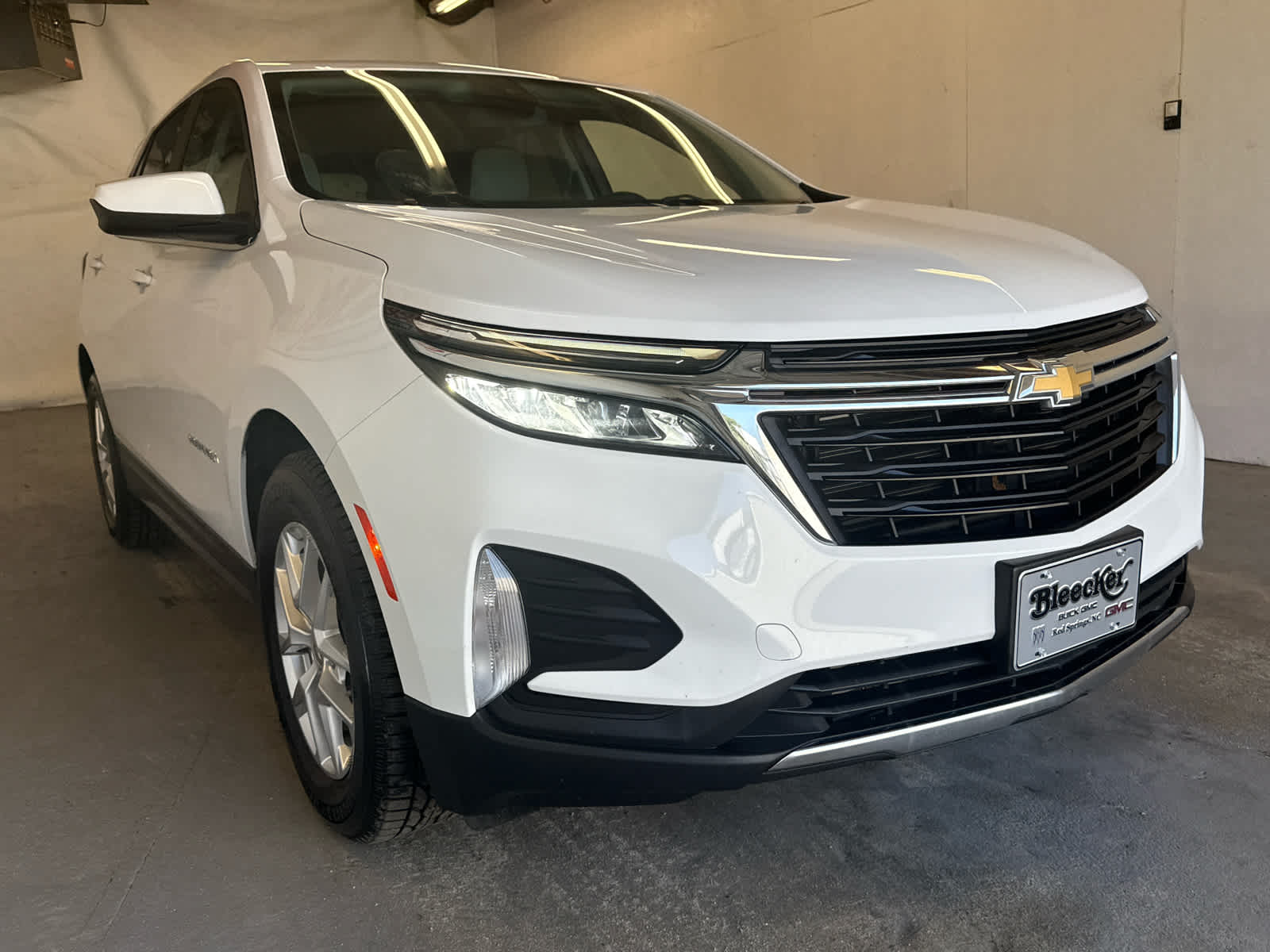 2022 Chevrolet Equinox LT photo 4