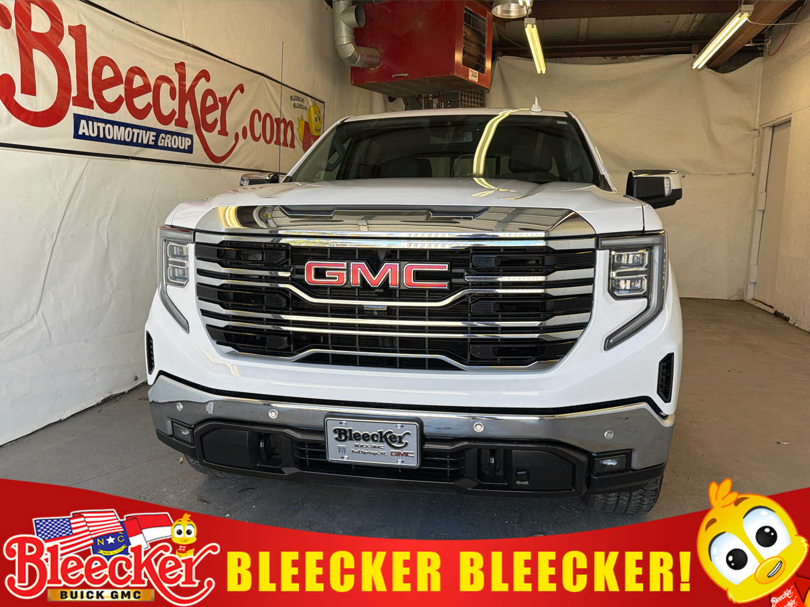 2023 GMC Sierra 1500 SLT's photo