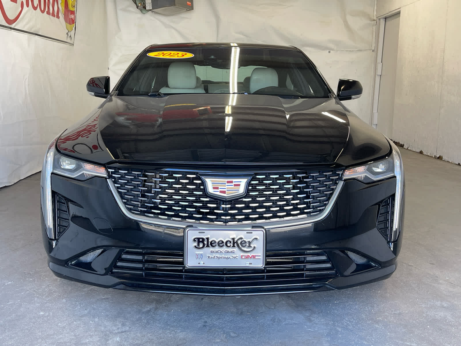 2023 Cadillac CT4 Luxury photo 3