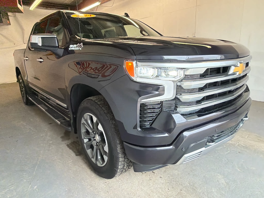 Used 2024 Chevrolet Silverado 1500 High Country Truck Crew Cab