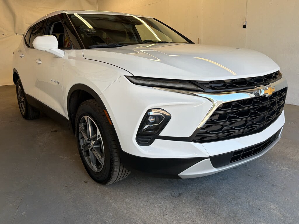 Used 2025 Chevrolet Blazer LT w/2LT SUV