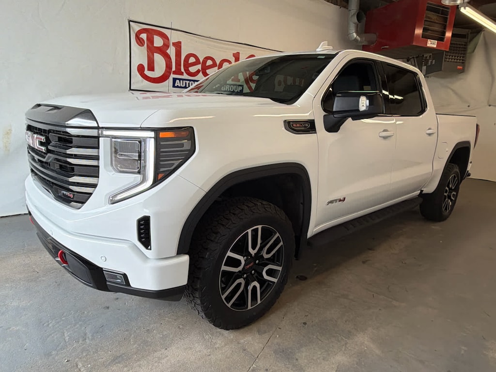Used 2023 GMC Sierra 1500 AT4 Truck Crew Cab