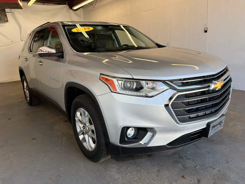 Used 2019 Chevrolet Traverse LT Cloth w/1LT SUV