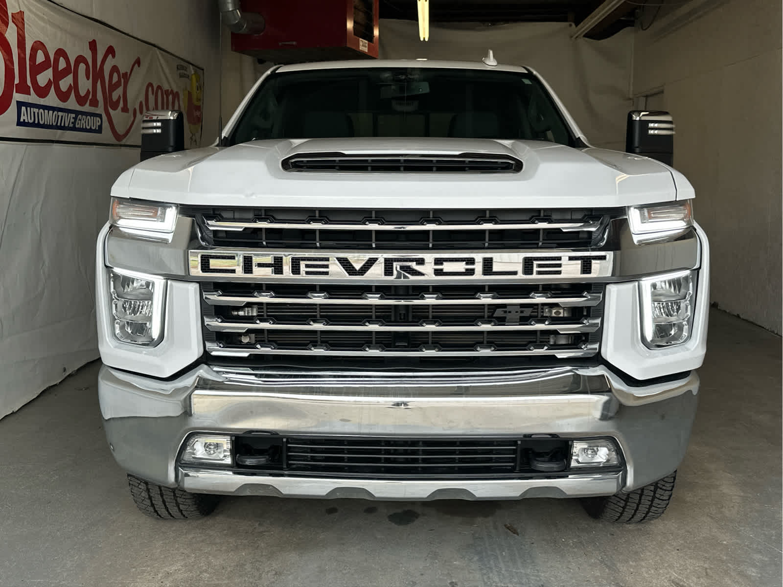 2022 Chevrolet Silverado 3500HD LTZ photo 3