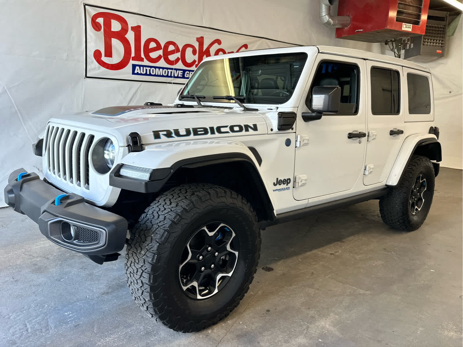 2022 Jeep Wrangler Unlimited 4xe Rubicon photo 3