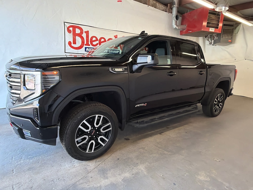 Used 2025 GMC Sierra 1500 AT4 Truck Crew Cab