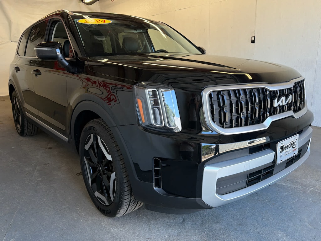 Used 2024 Kia Telluride EX SUV