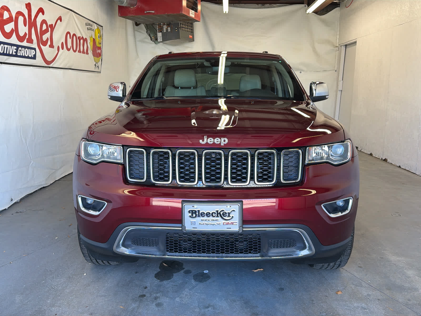 2018 Jeep Grand Cherokee Limited photo 2