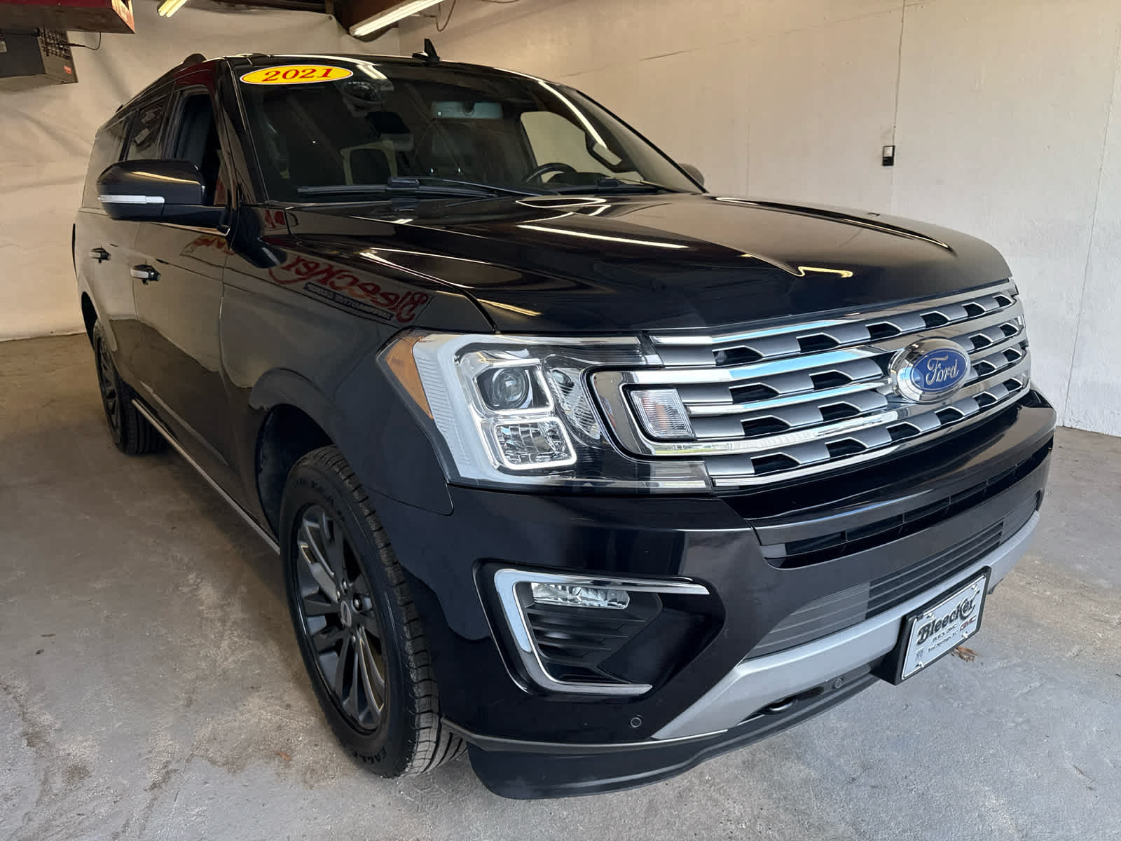 2021 Ford Expedition MAX Limited photo 3