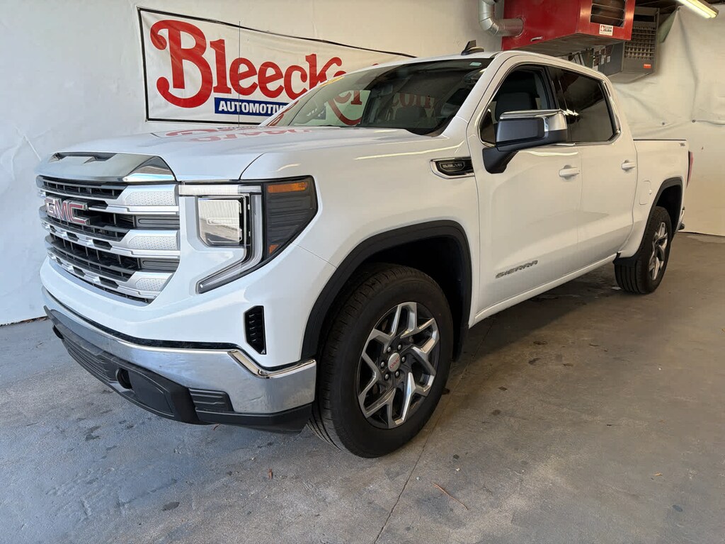 Used 2024 GMC Sierra 1500 SLE Truck Crew Cab