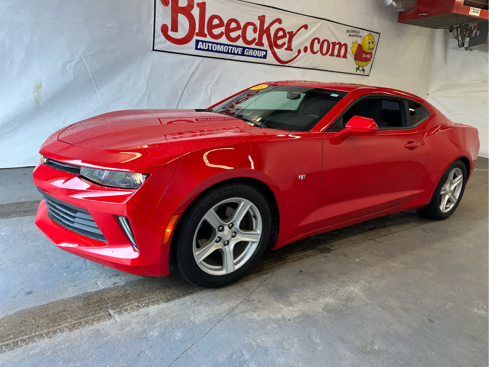 2018 Chevrolet Camaro 1LT photo 2