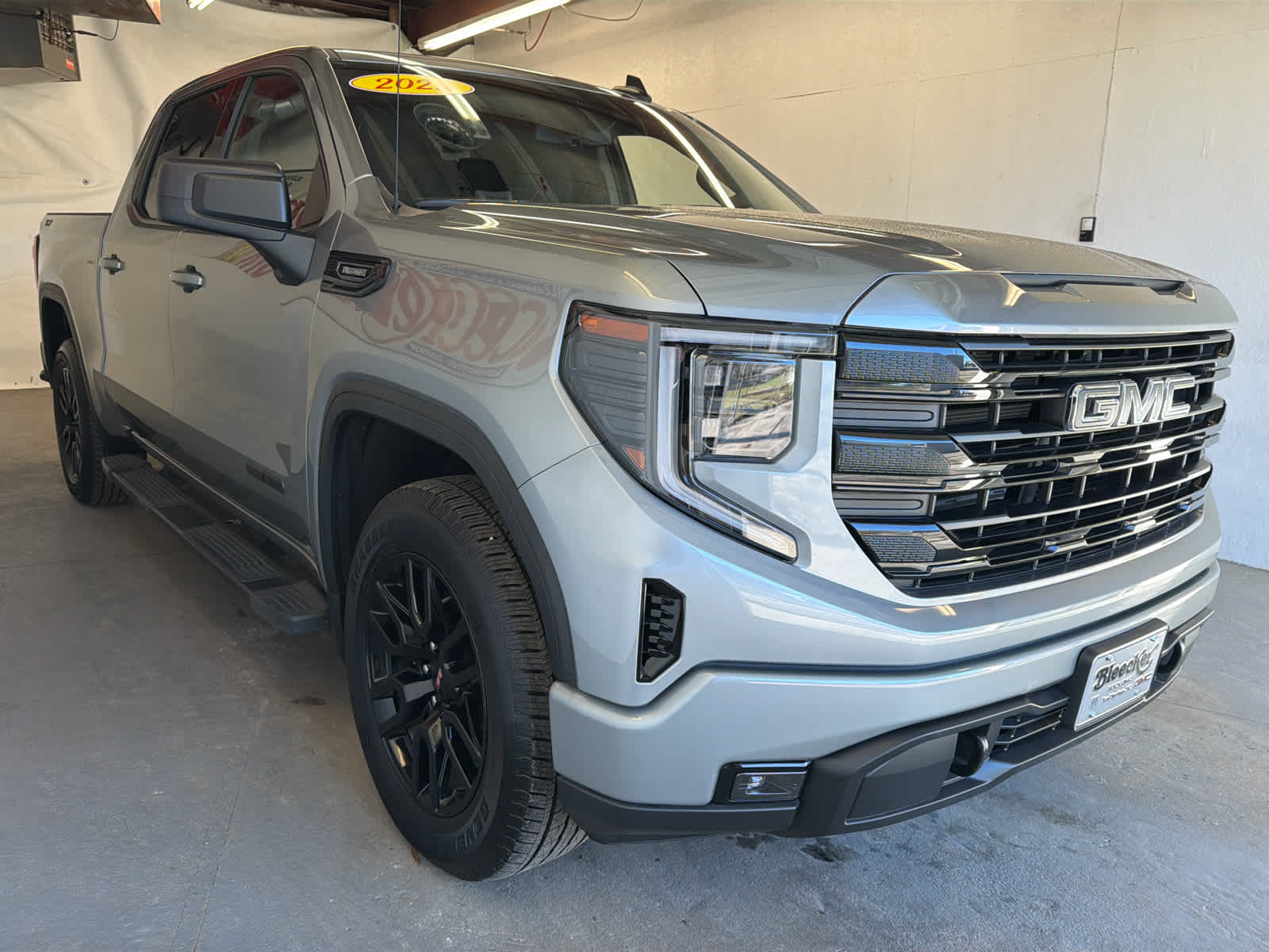2025 Gmc Sierra 1500 Elevation photo 3