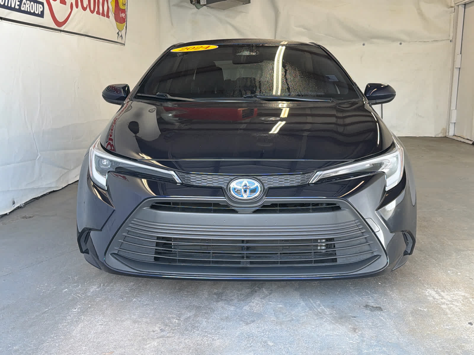 2024 Toyota Corolla Hybrid LE photo 3