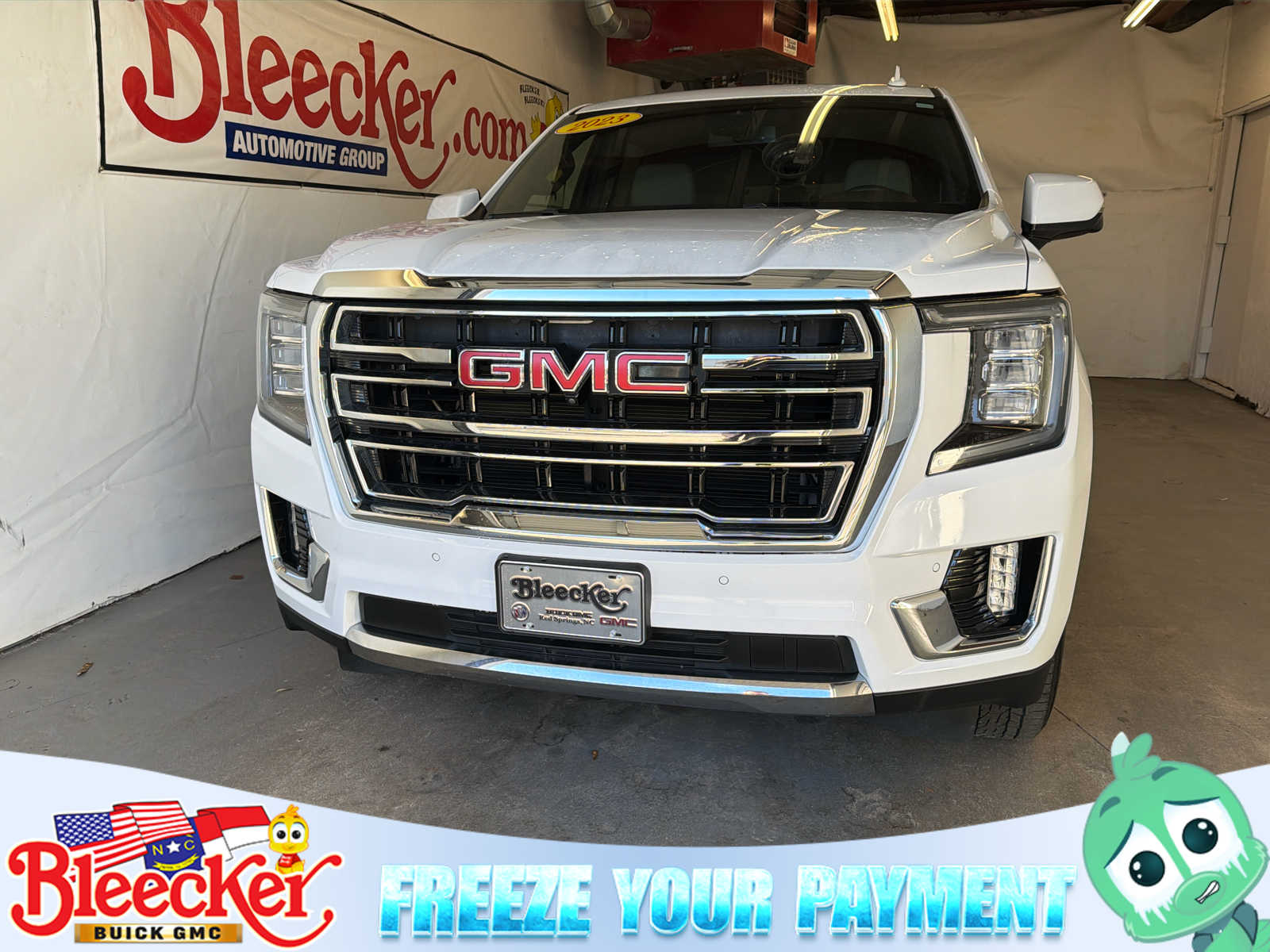 2023 GMC Yukon SLT's photo