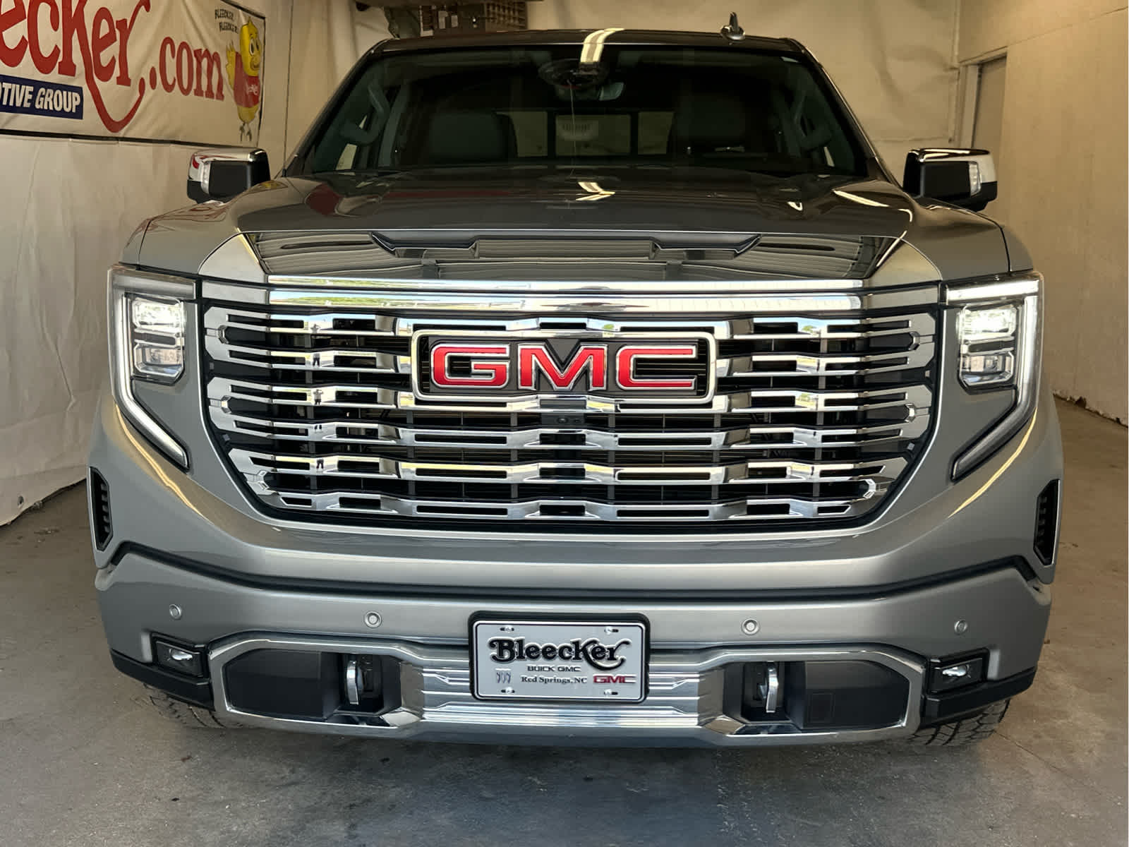 2024 Gmc Sierra 1500 Denali photo 3