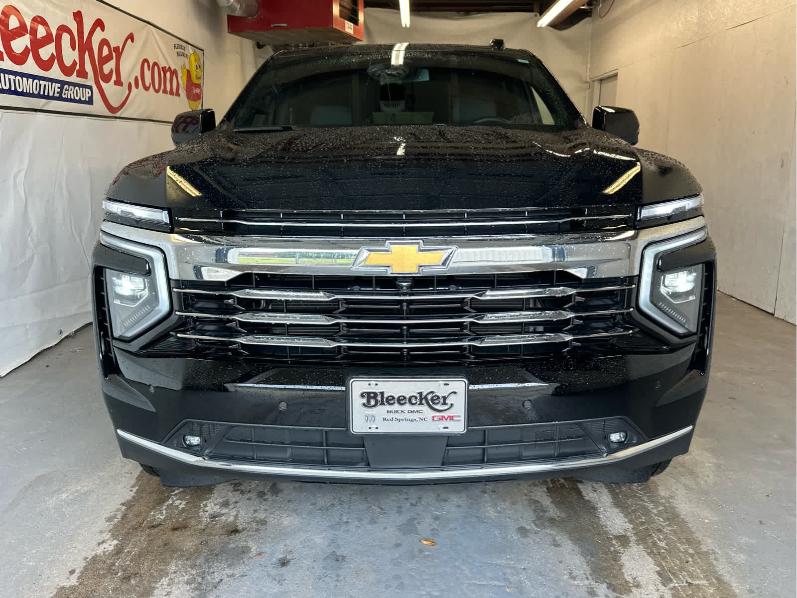 2025 Chevrolet Tahoe LT photo 3