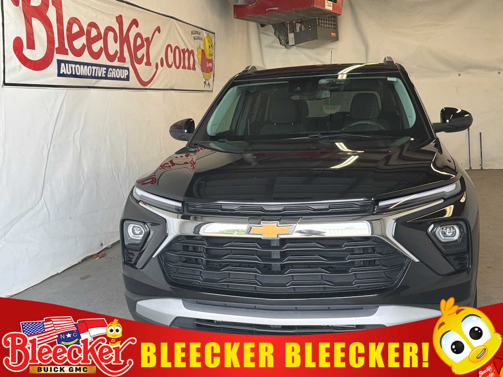 Used 2025 Chevrolet Trailblazer LT SUV
