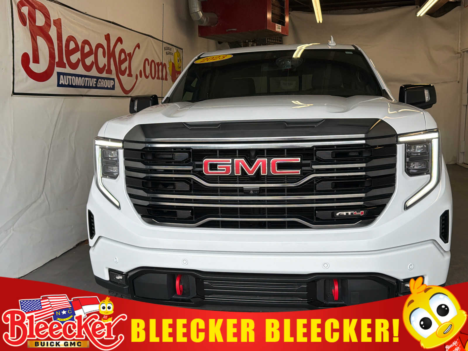 2023 GMC Sierra 1500 AT4