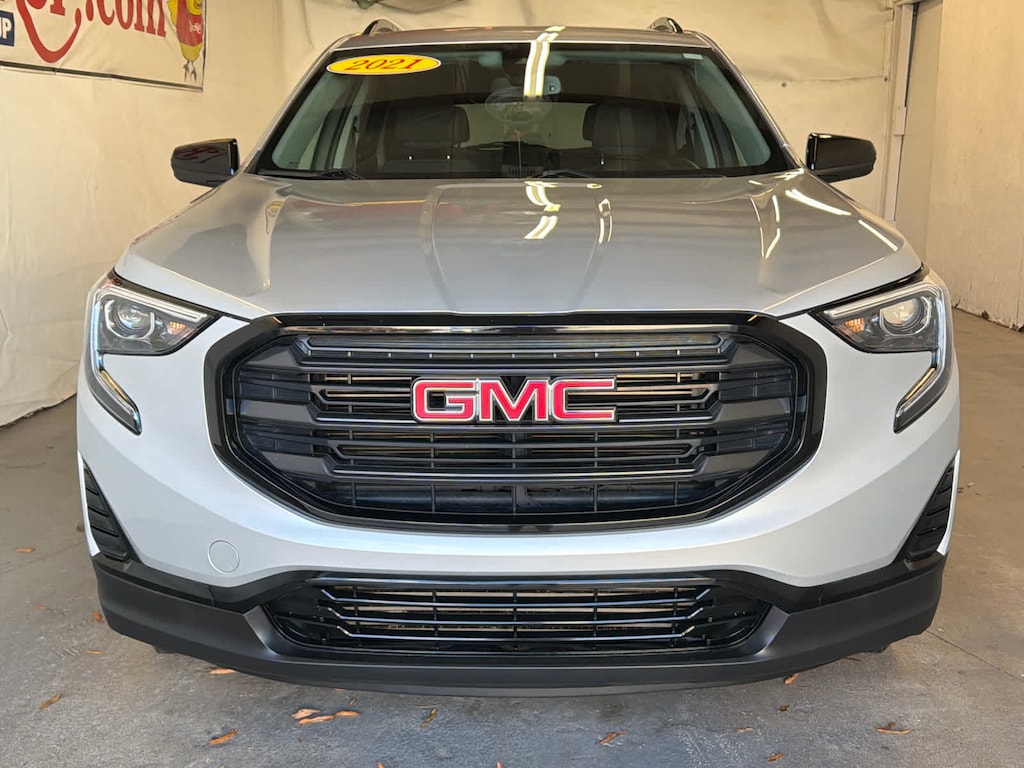 Used 2021 GMC Terrain SLE SUV