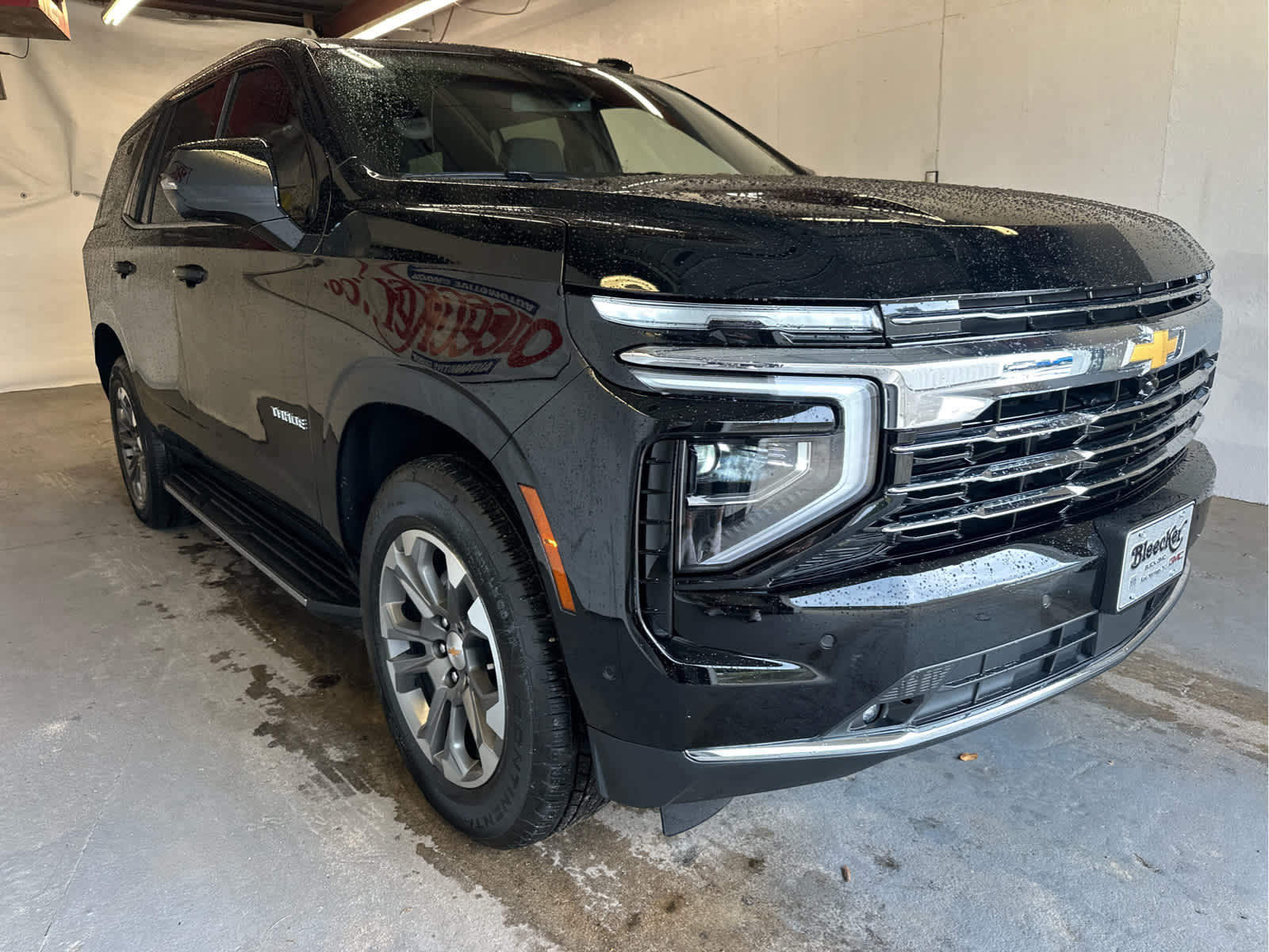 2025 Chevrolet Tahoe LT photo 4