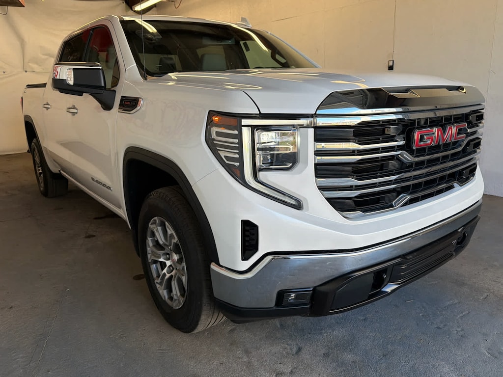 Used 2023 GMC Sierra 1500 SLT Truck Crew Cab