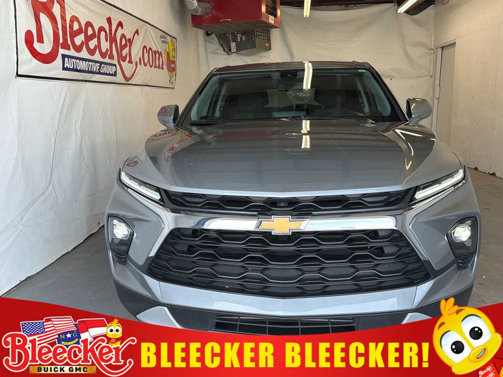 Used 2025 Chevrolet Blazer LT w/2LT SUV