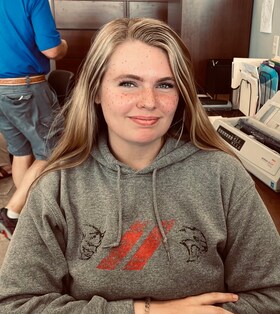 Staff member Savannah Rolfe from 922e20d7fb77