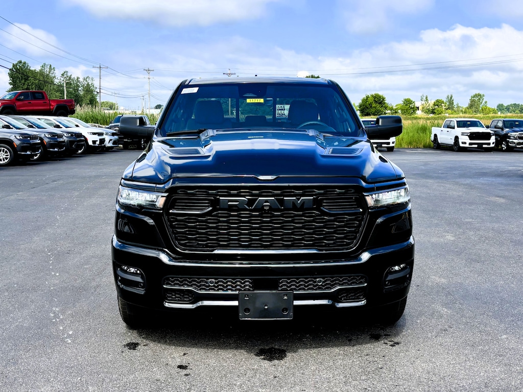 New 2026 Ram 1500 EXPRESS QUAD CAB 4X4 6'4 BOX Pickup