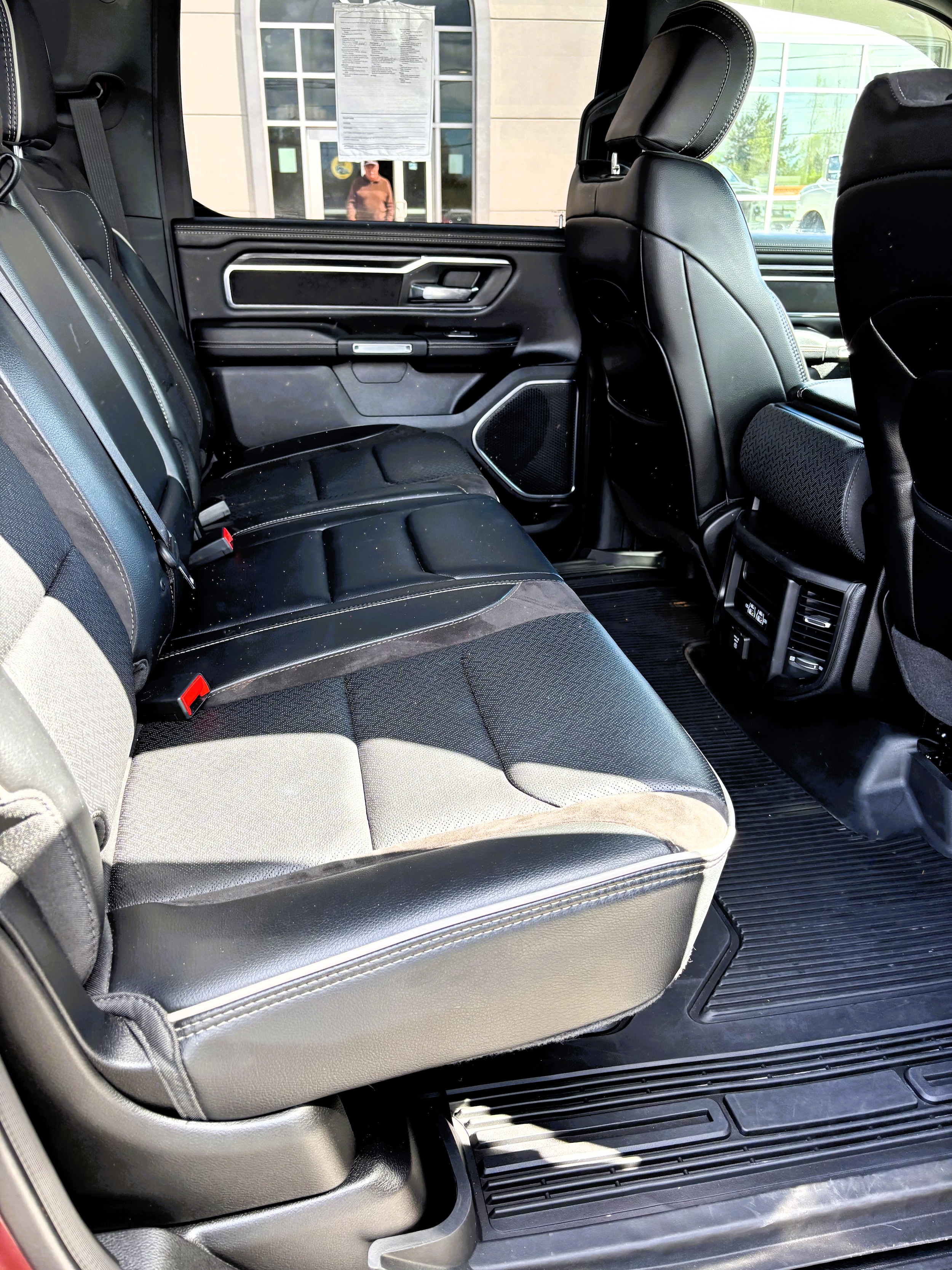 2023 RAM Ram 1500 Pickup Laramie - Photo 11