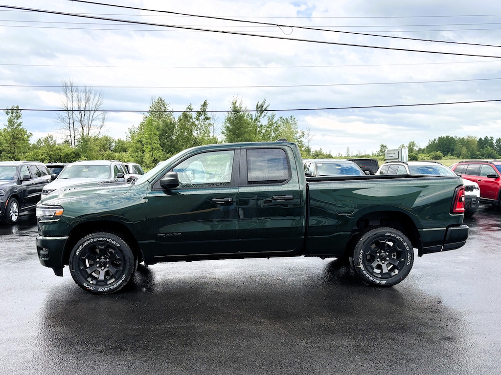 New 2026 Ram 1500 EXPRESS QUAD CAB 4X4 6'4 BOX Pickup