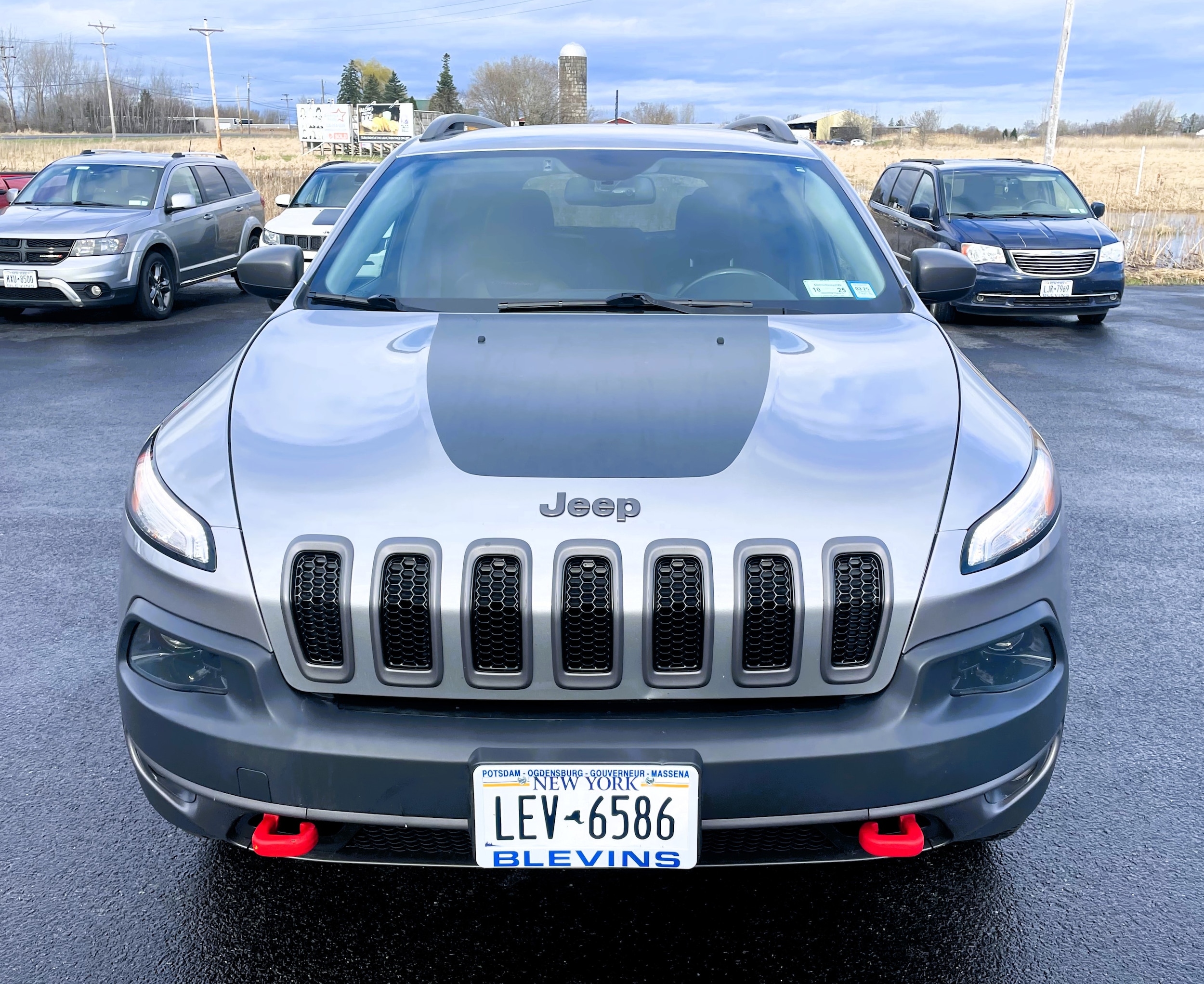 Used 2016 Jeep Cherokee Trailhawk with VIN 1C4PJMBB5GW299221 for sale in Ogdensburg, NY