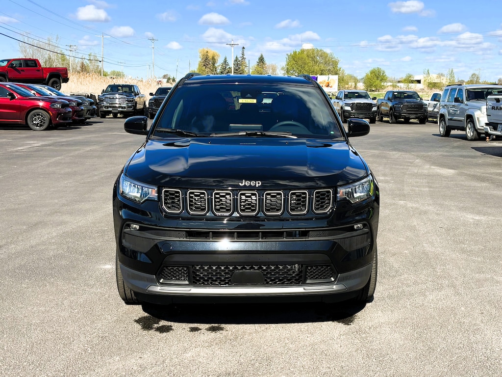 New 2026 Jeep Compass LATITUDE ALTITUDE 4X4 Sport Utility