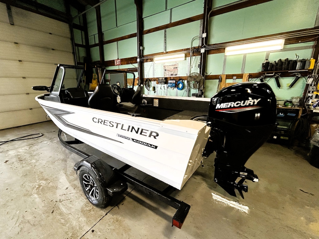 Used 2025 Crestliner 1650 Kodiak WT NEW Fishing Boat