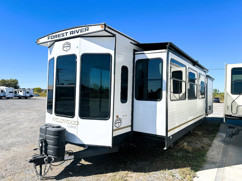 Used 2026 Wildwood 40FDEN NEW Travel Trailer