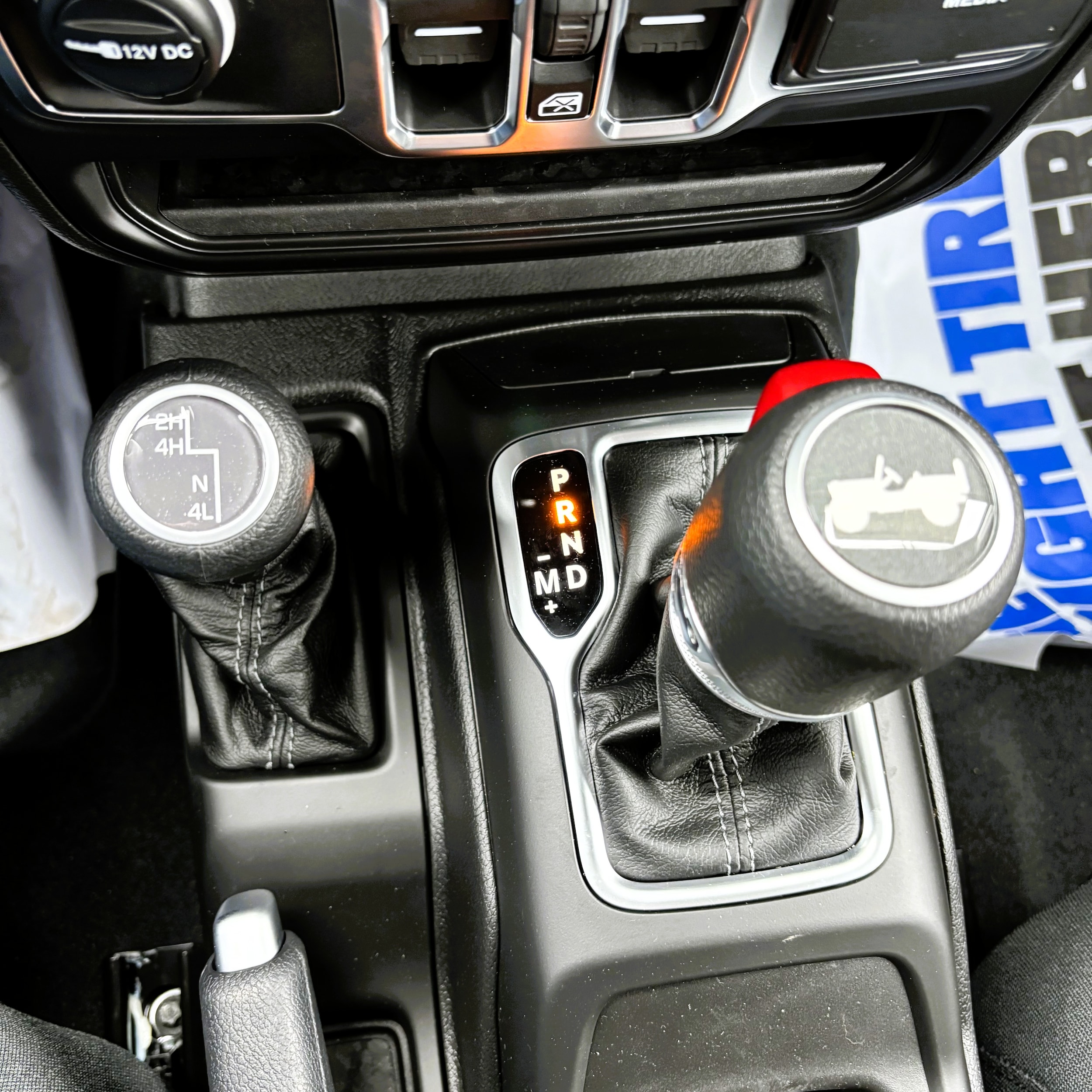 2026 Jeep Wrangler 4-Door Sahara - Photo 16