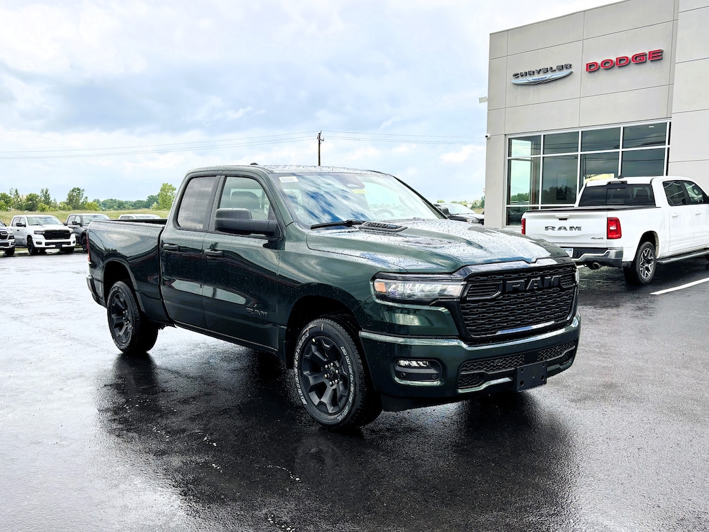 New 2026 Ram 1500 EXPRESS QUAD CAB 4X4 6'4 BOX Pickup