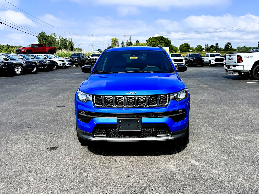 New 2026 Jeep Compass LATITUDE ALTITUDE 4X4 Sport Utility