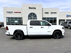 2026 Ram 1500 EXPRESS CREW CAB 4X4 5'7 BOX Pickup