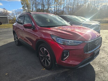 2023 Ford Escape Platinum SUV