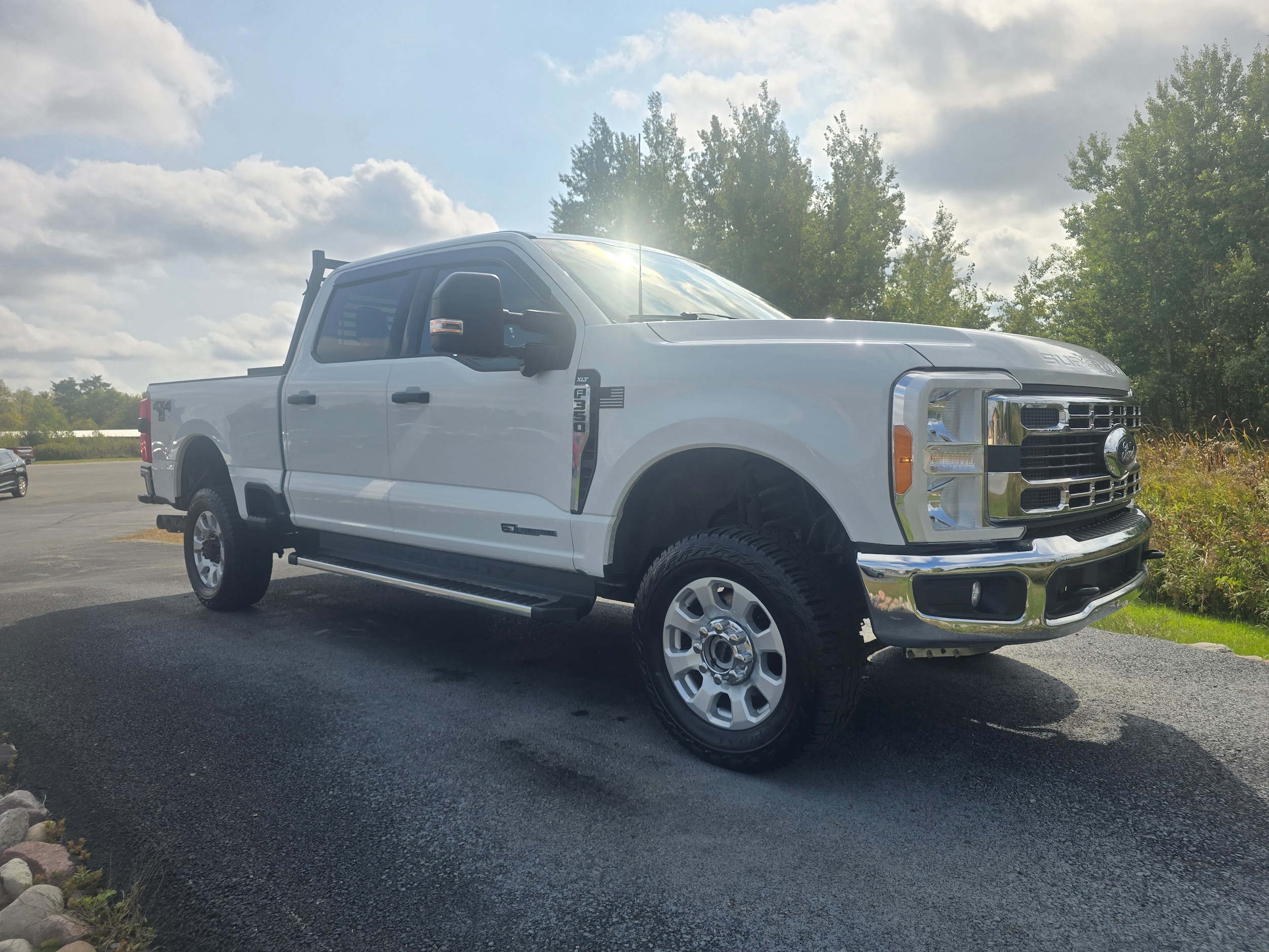 2023 Ford F-350 Super Duty XLT's photo