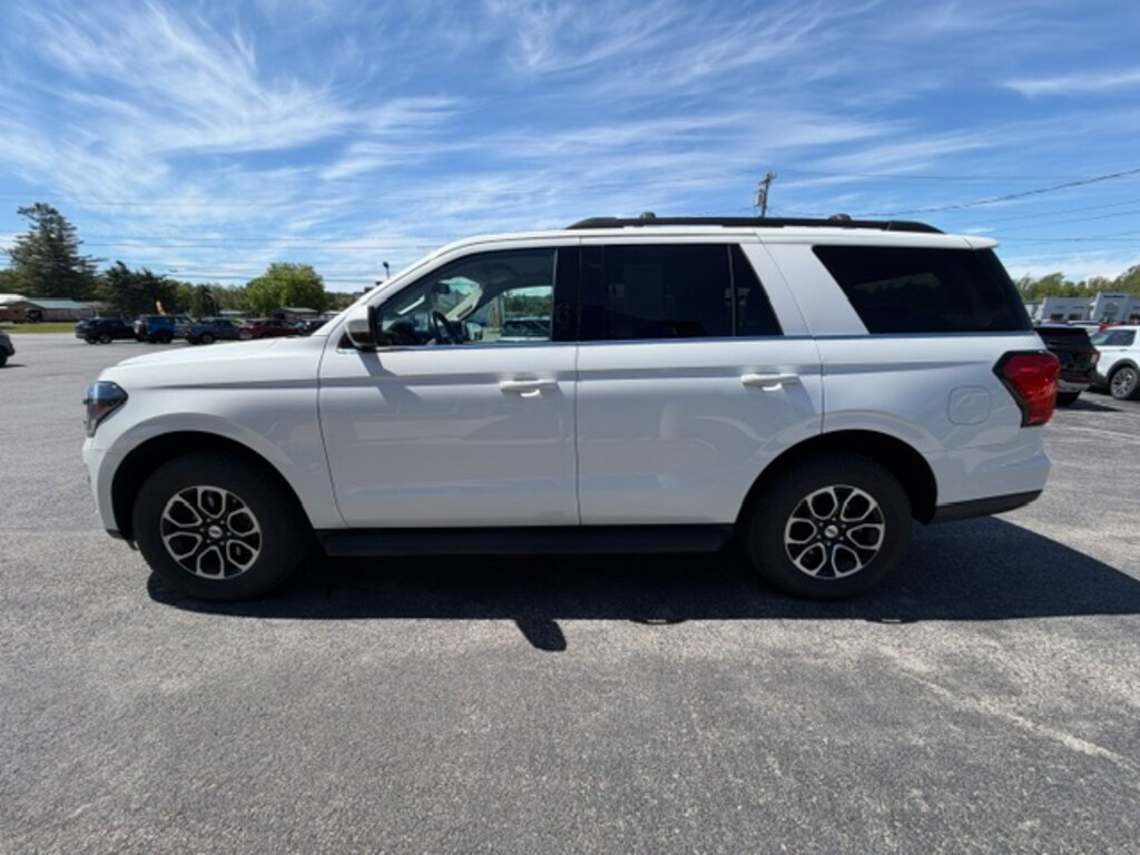 Used 2024 Ford Expedition XLT SUV