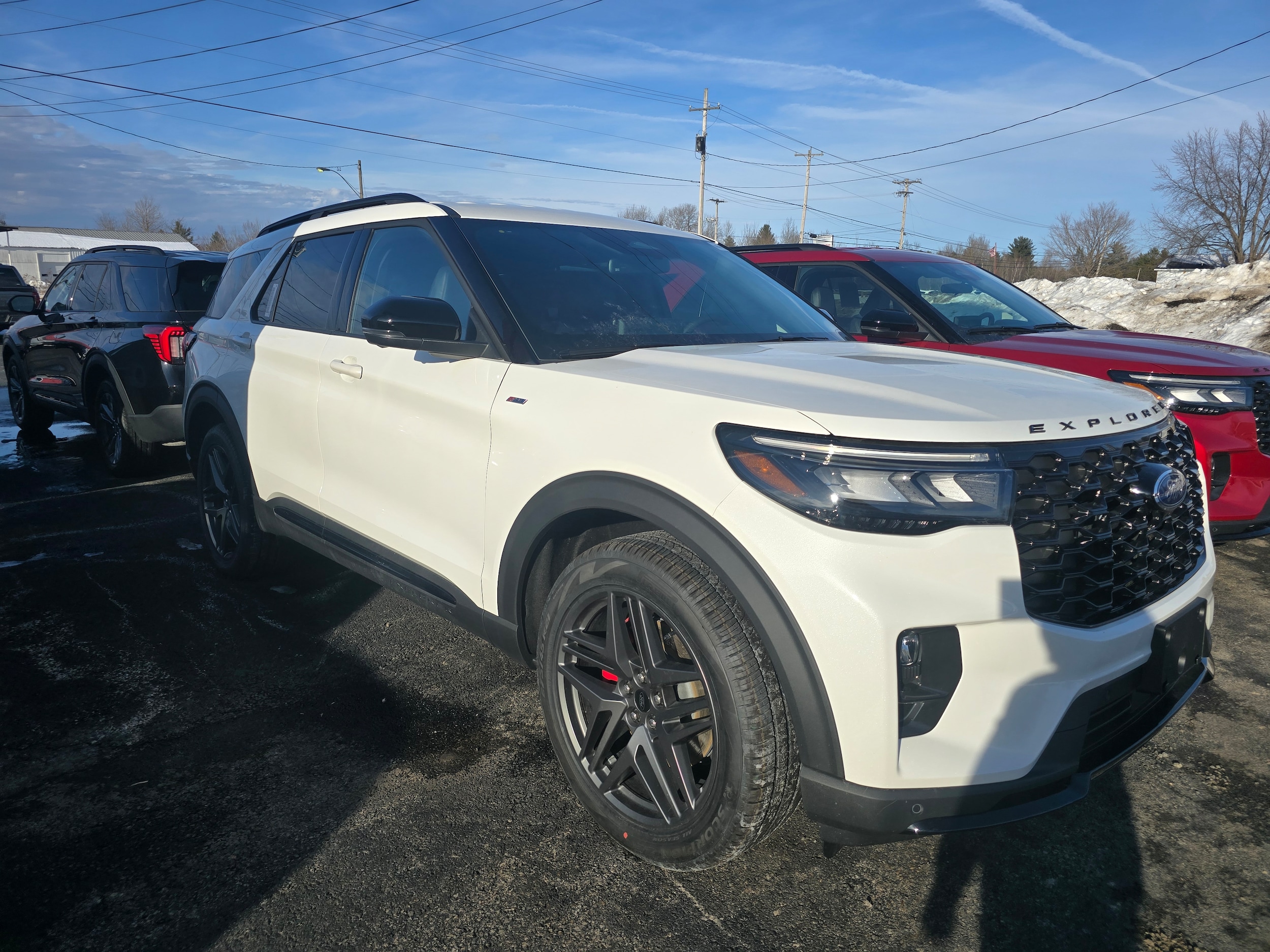 2026 Ford Explorer ST-LINE's photo