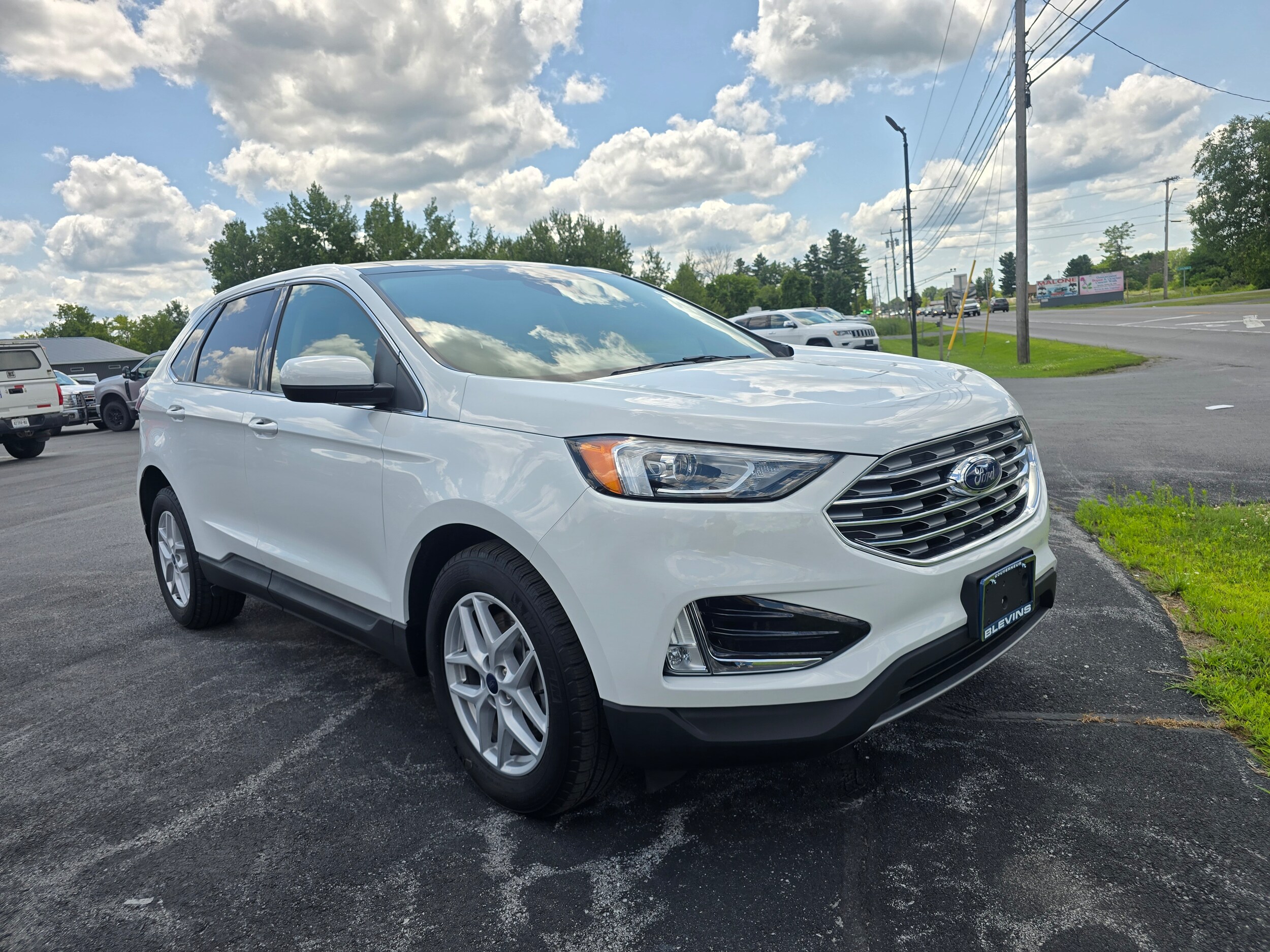 2022 Ford Edge SEL