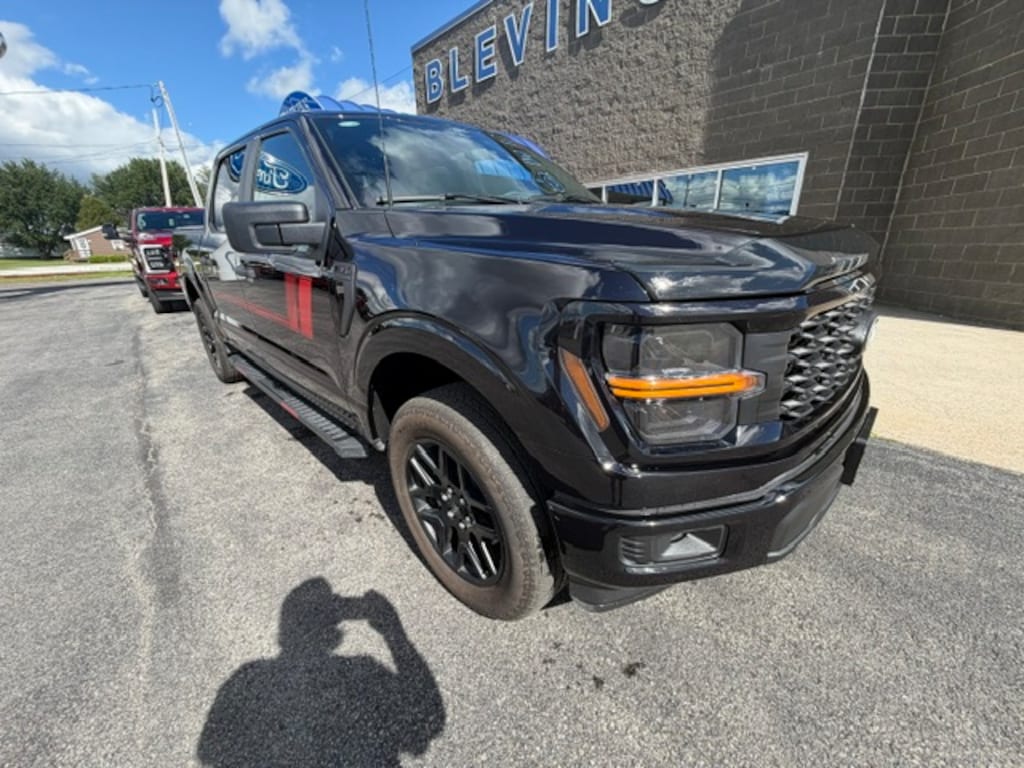 Used 2025 Ford F-150 STX Crew Cab Short Bed Truck