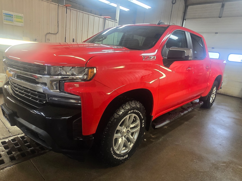 Used 2021 Chevrolet Silverado 1500 LT Crew Cab Truck